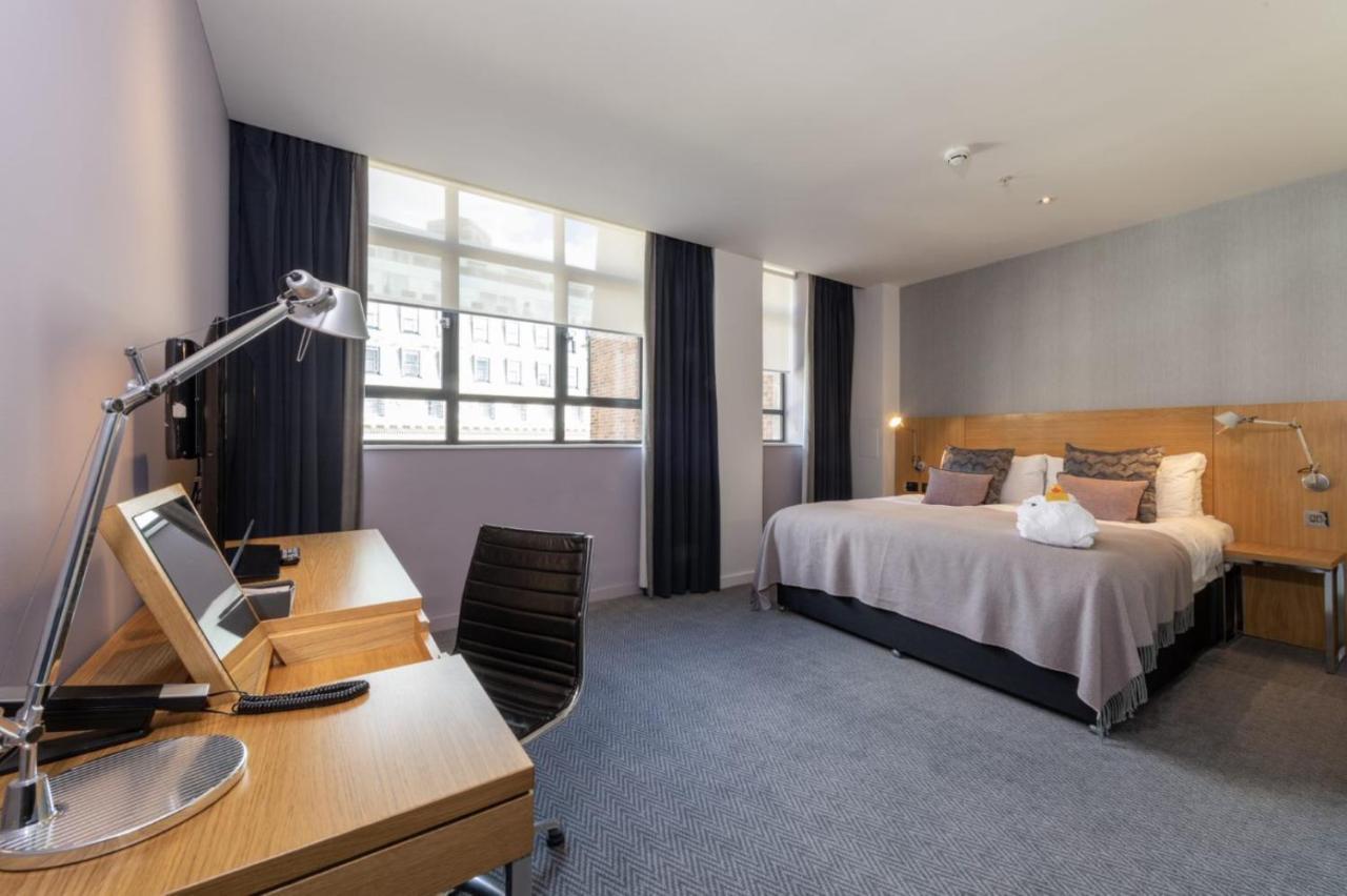 Apex Of 4* London